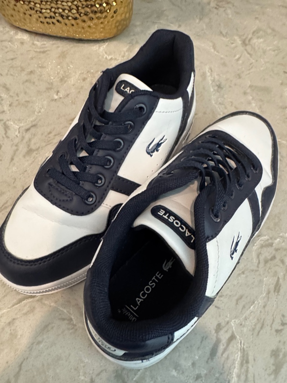 Lacoste Men’s Low-Top Sneakers in White & Navy - Picture 5 of 7
